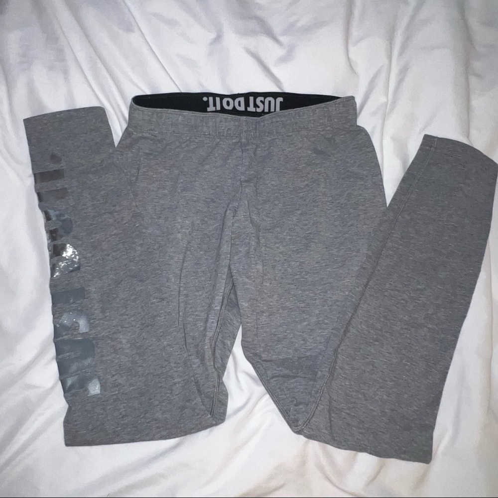 Nike "JUST DO IT" leggings, size M